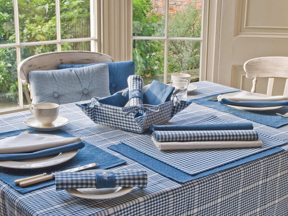 Table and kitchen textiles